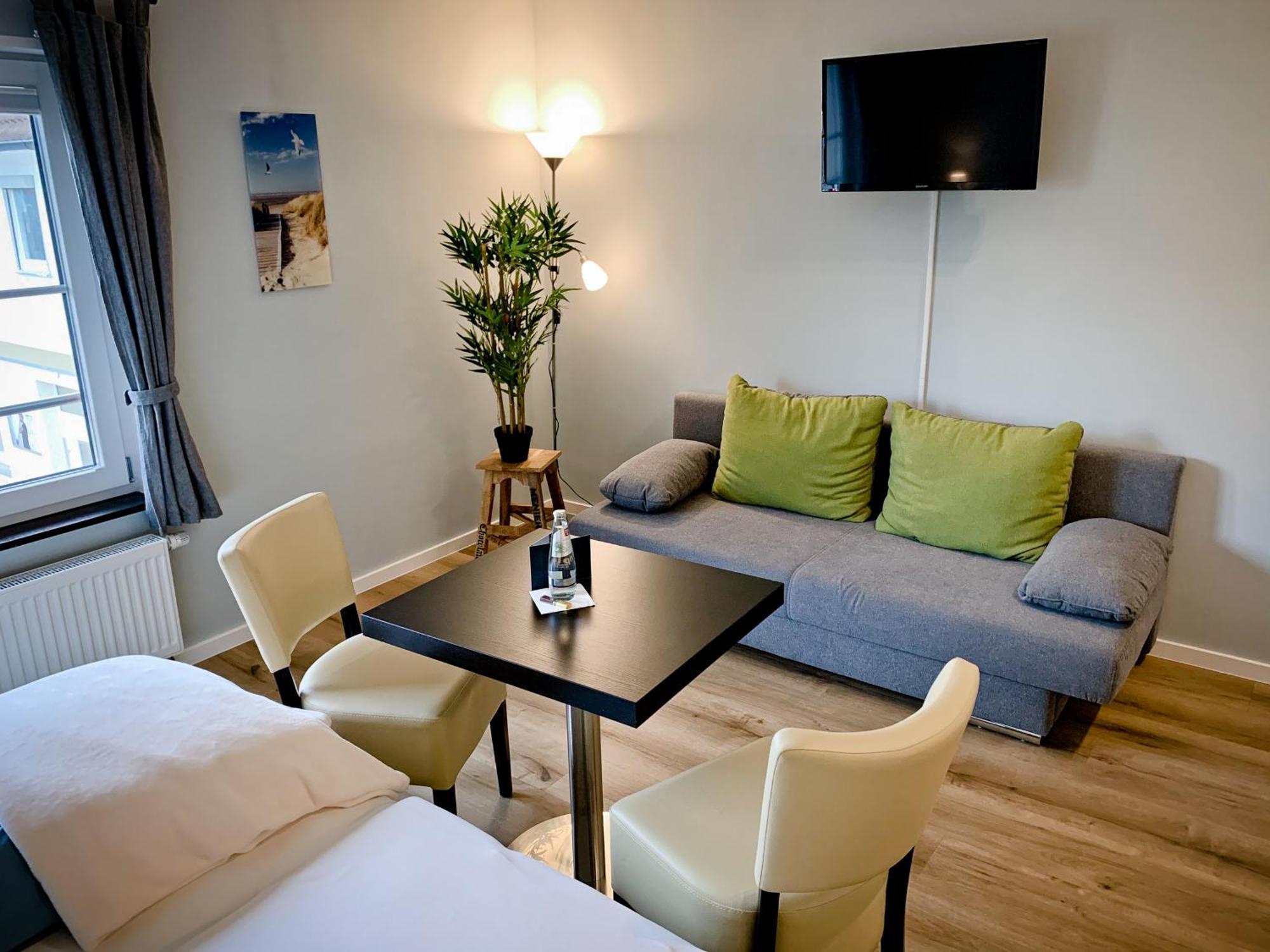 Triple A³ Aparthotel Marktheidenfeld Exterior foto